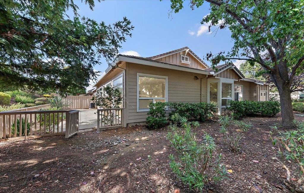 2006 Carignan Way