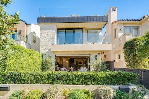 Photo of 428 Fernleaf Avenue AVE, Newport Beach, CA 92625 (MLS # NP26208838)