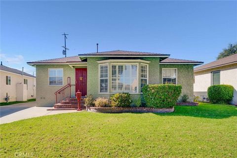 Photo of 4839 Eastbrook Ave, Lakewood, CA 90713 (MLS # PW26029439)