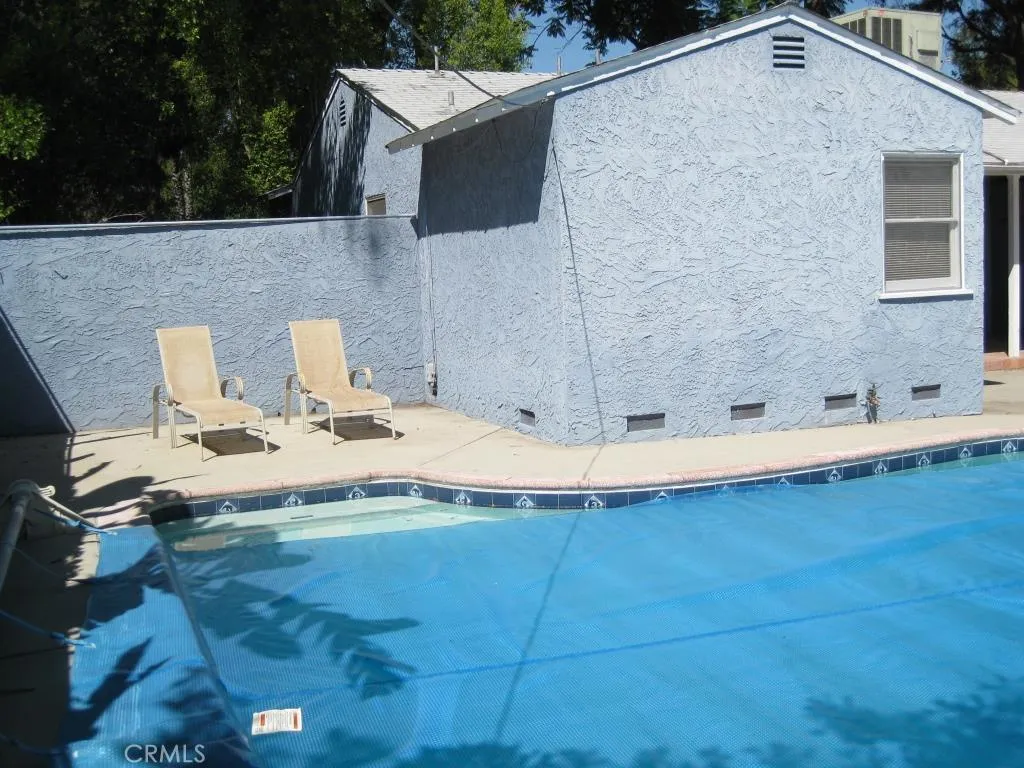 Woodland Hills, California 91364, United States, 2 Bedrooms Bedrooms, ,2 BathroomsBathrooms,Residential,Active,115172