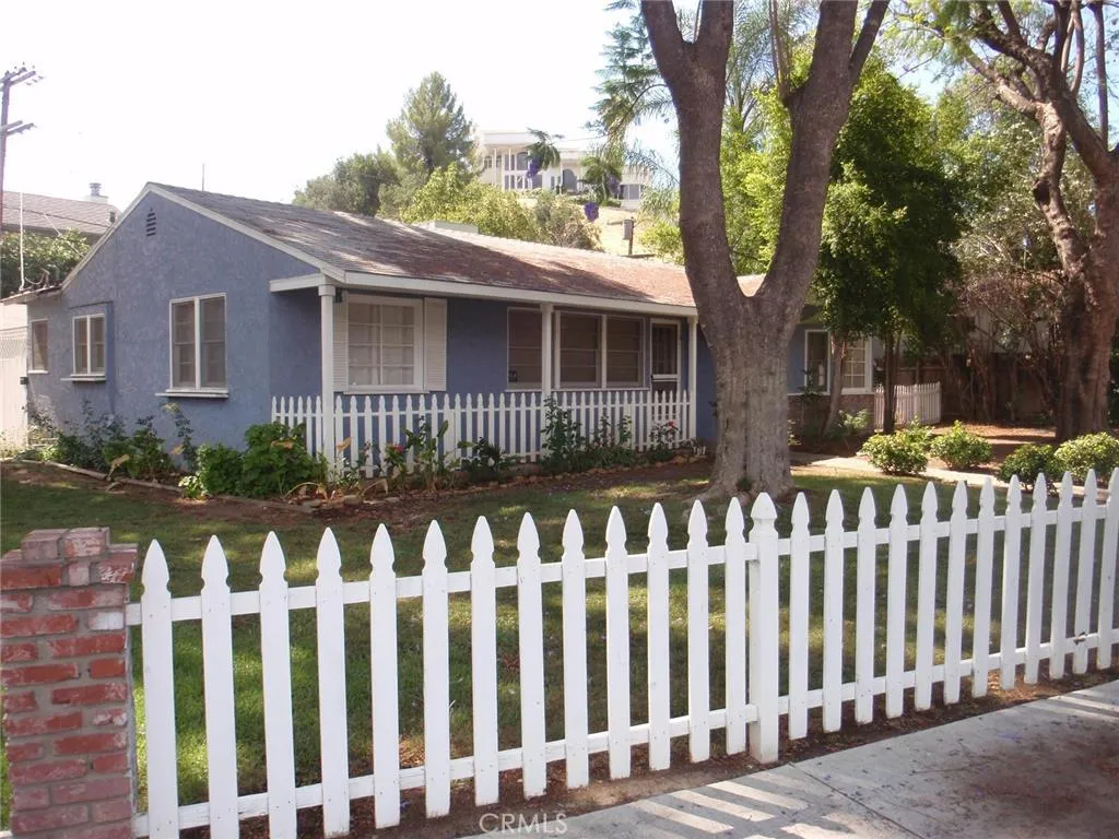 Woodland Hills, California 91364, United States, 2 Bedrooms Bedrooms, ,2 BathroomsBathrooms,Residential,Active,115172