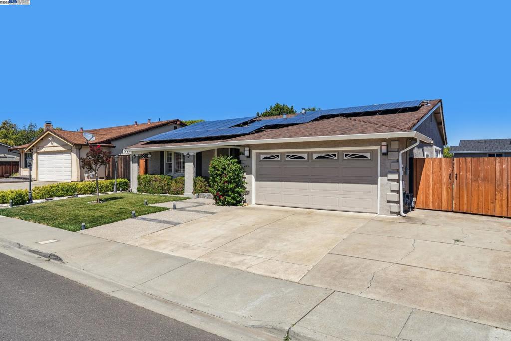 4661 Holland Dr