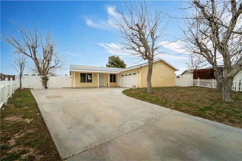 Photo of 21010 Lodi Pl Pl, California City, CA 93505 (MLS # SR26044285)