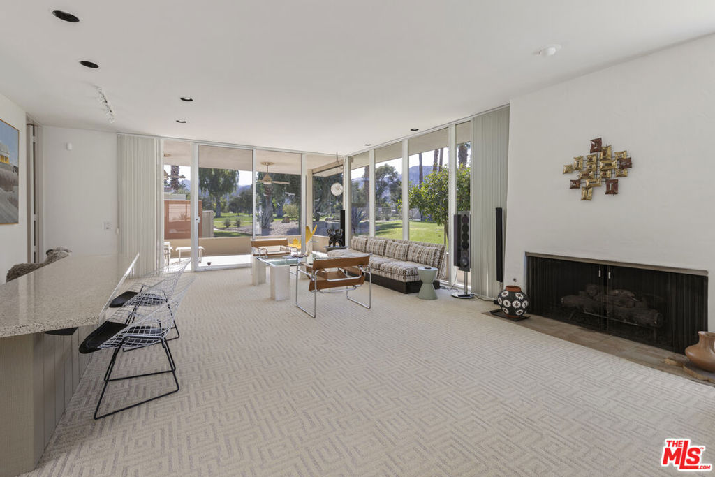 6 Cody Court