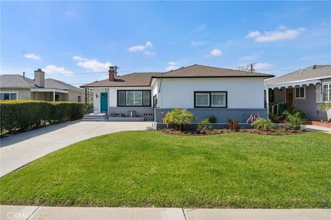 Photo of 1713 N Pepper Street, Burbank, CA 91505 (MLS # SR26052252)