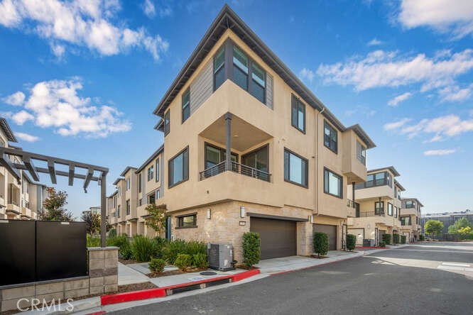 Anaheim West Townhomes (ANWS) - Residential