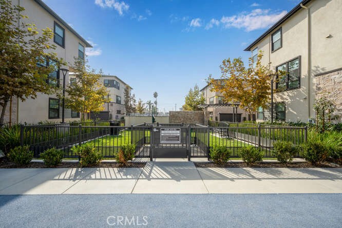 Anaheim West Townhomes (ANWS) - Residential
