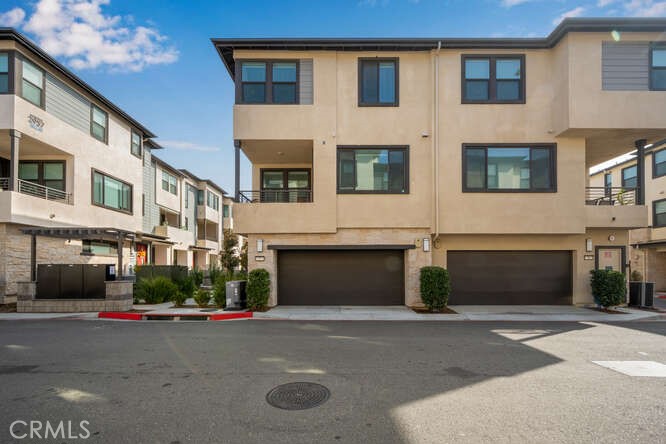 Anaheim West Townhomes (ANWS) - Residential