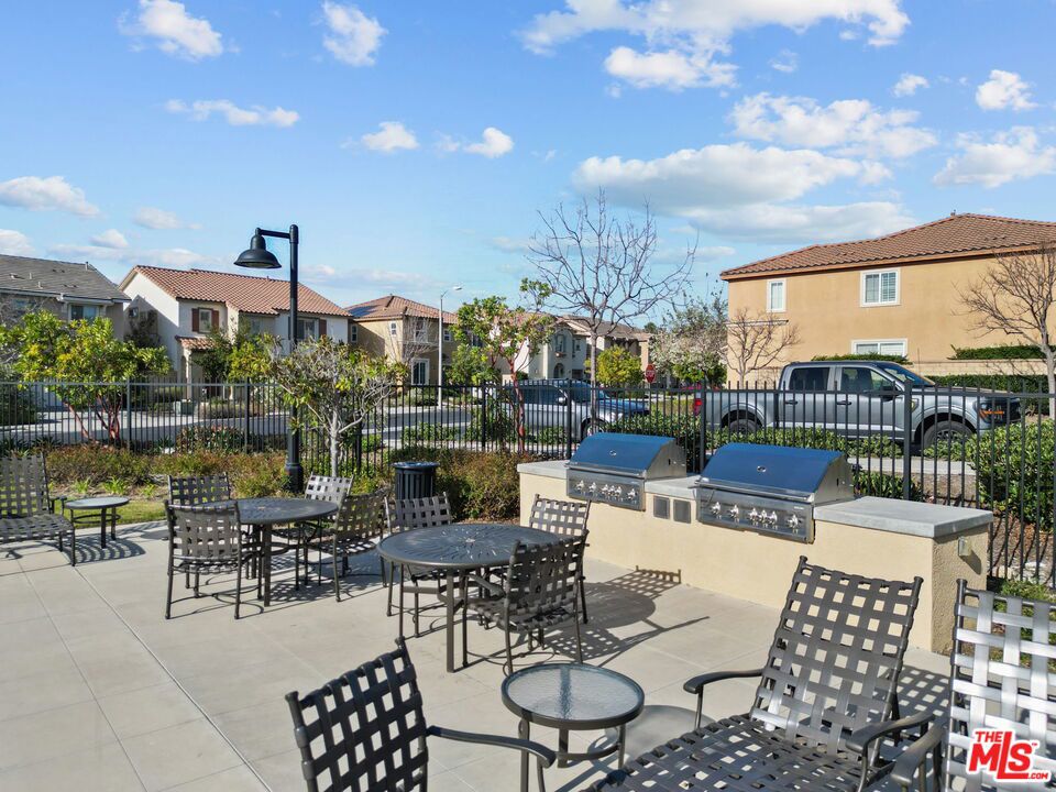 7017 Bergamot Avenue