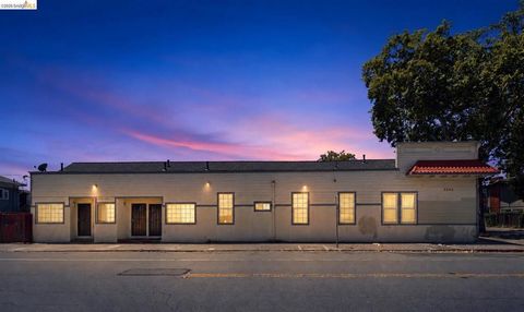 Photo of 3302 California St ST, Berkeley, CA 94703 (MLS # 41140724)