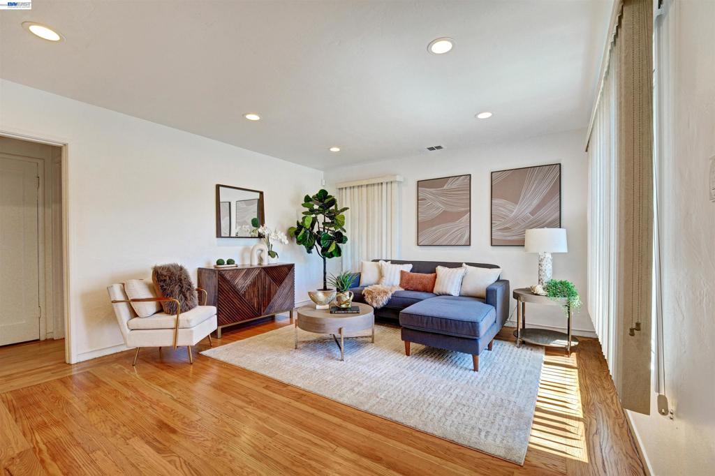 2331 Humphrey Ave AVE, Richmond CA 94804