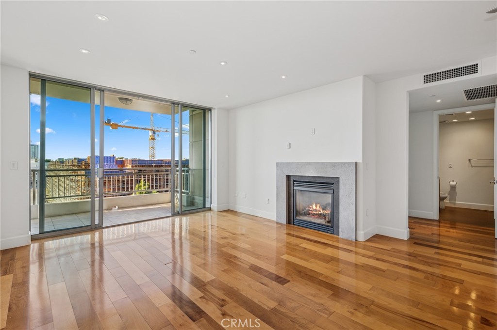 3000 The Plaza (3PLZ) - Residential