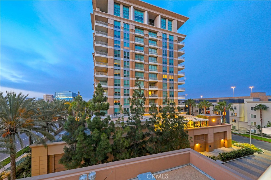 3000 The Plaza (3PLZ) - Residential