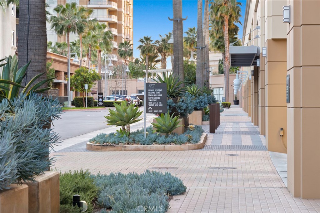 3000 The Plaza (3PLZ) - Residential