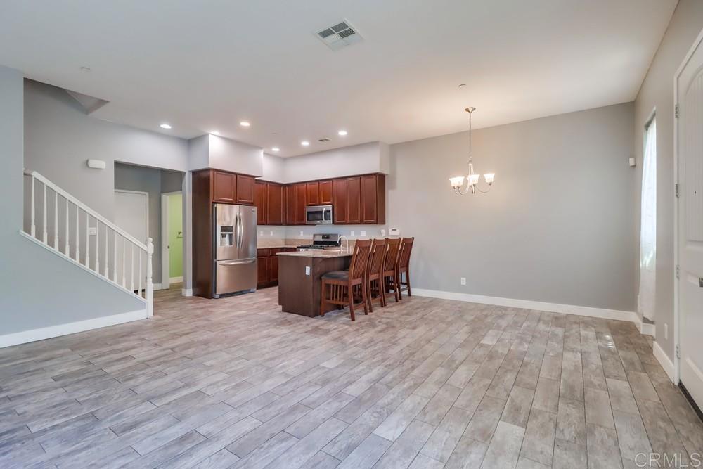 1560 Santa Carolina Rd 2