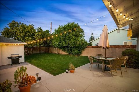 Tiny photo for 23055 Gilmore St, West Hills, CA 91307 (MLS # SR26038841)