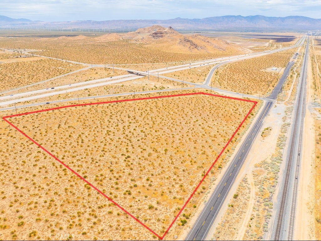 0 Sierra Highway