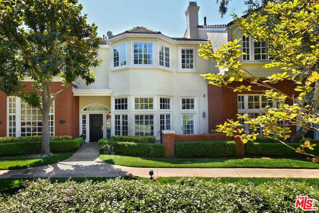 Welcome to your flawless home-a rare offering! Prestige, privacy and a daily staycation can be yours in this stunning home nestled behind the main gates of the esteemed Sherwood Country Club. Just a minute's golf cart ride to the first tee, this is a rare turnkey opportunity. This Home has Heart & Soul. A complete remodel down to the studs was completed in 2025. This townhome has been rebuilt to such a high standard of luxury. With $1.2M invested in the remodel, everything in this residence has been replaced to exacting standards. Starting with the Emtek keyless entry system and throughout the entire home nothing was left untouched. Enjoy peace of mind with luxury features that include stunning new solid hardwood floors that can be sanded if a color change is desired, all new Jeld-Wen windows with custom shutters, two brand new HVAC units with new ductwork throughout, a tankless hot water system, top-tier HVAC returns, mudded-in LED and dimmable lighting throughout the home and garage, and new insulation exceeding code requirements. Chef style gourmet kitchen, which boasts commercial style Wolf, Sub-Zero, and Cove appliances, exquisite custom Omega soft-close cabinetry, quartz countertops, and a Waterstone wheel faucet all opening to the spacious Family Room. The stunning formal dining room is the perfect spot to entertain guests. The interior design will captivate even the most discerning buyers, featuring breathtaking Holly Hunt wallpaper and custom ironwork that creates a luxurious atmosphere throughout this remarkable home. The powder and bathroom sinks showcase beautiful mother-of-pearl inlays crafted by Linkasink, with faucets by Newport Brass. Custom closets are included in the bedrooms. The primary bathroom is a showstopper, featuring a spacious shower with two shower heads and a wand. Now into the beautiful garage! The custom stone flooring is striking, and there is ample storage cleverly concealed from view. Do you appreciate a great sound system? The entertainment system by Wilshire Media includes 16 speakers throughout the home and garage, providing 5:1 TV/theatre sound in the TV/family room. Custom attic stairs have been installed for easy walk-up access and additional storage. Also, available for purchase is a 2022 Club Car golf cart with its own Sirius/XM stereo. A One-of-a-Kind enchanting retreat.