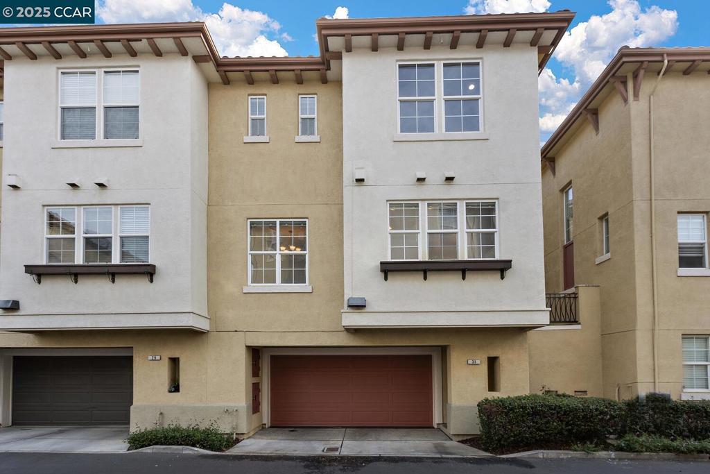 GALLERY WALK - Residential