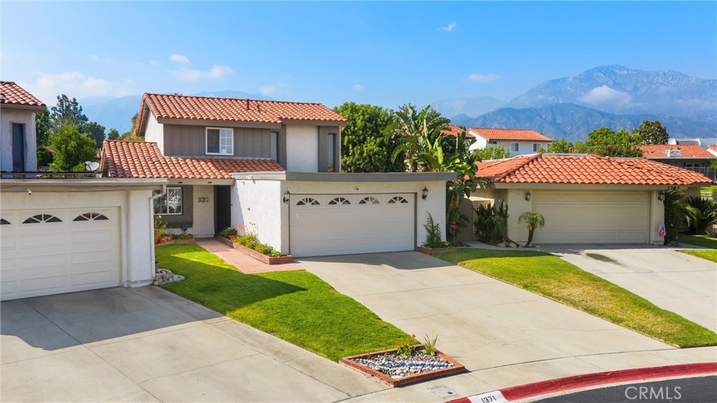1371 Orchard Circle