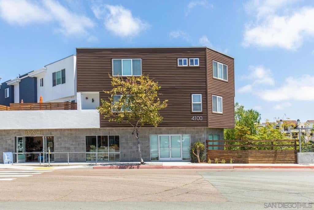 4100 Voltaire St 101