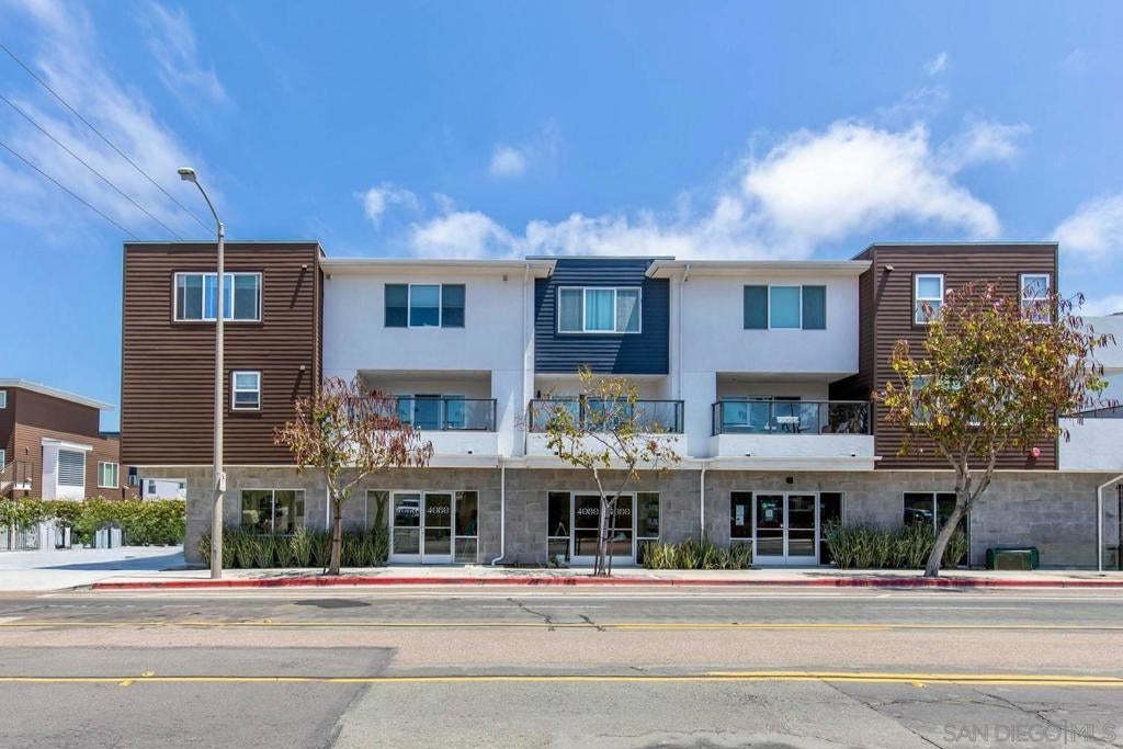 4100 Voltaire St 101