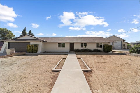 Photo of 16849 Mission ST, Hesperia, CA 92345 (MLS # CV26204502)