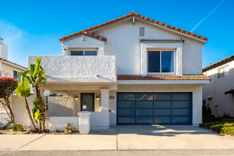 Photo of 5207 Sealane Way, Oxnard, CA 93035 (MLS # V1-32839)
