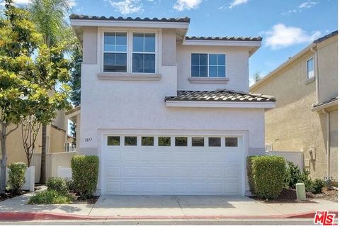 Photo of 1817 Calypso Drive, Vista, CA 92081 (MLS # 26829991)