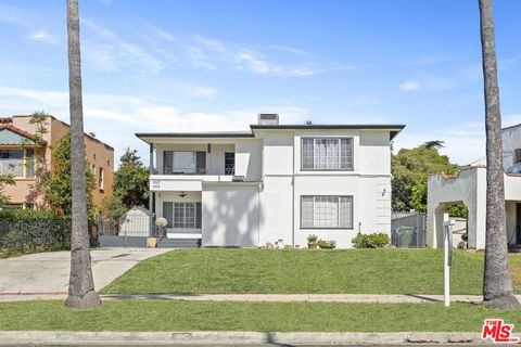 1415 Nadeau Drive Los Angeles CA 90019