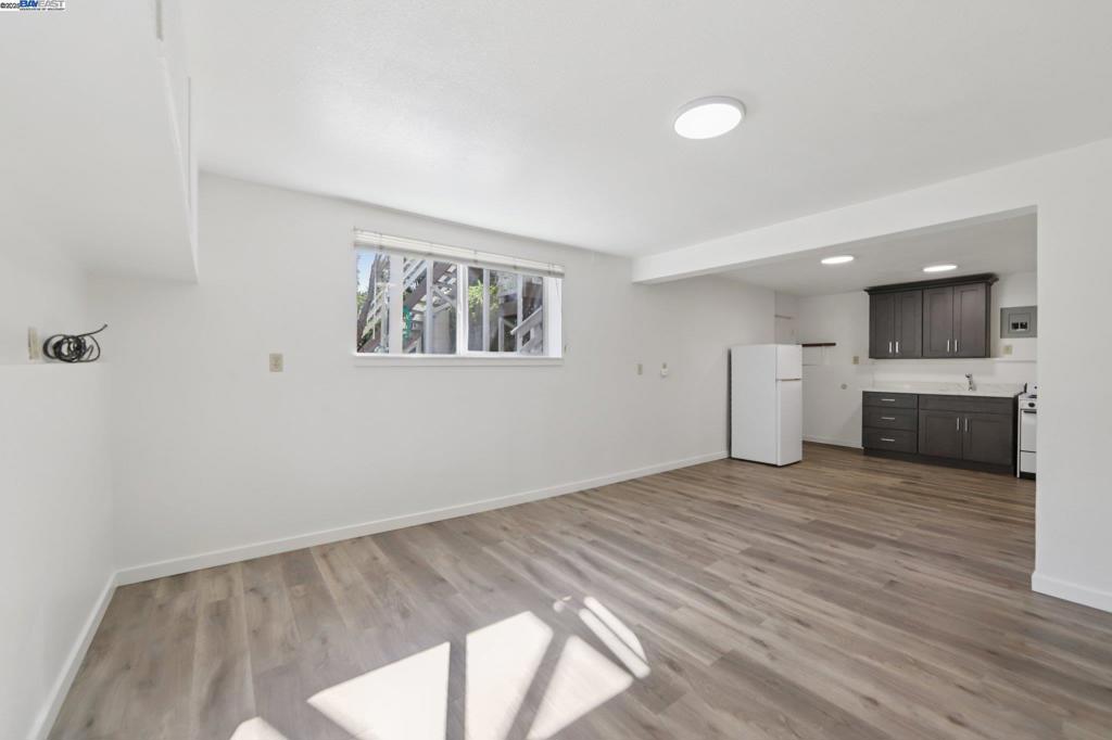 ALAMEDA - Residential Income