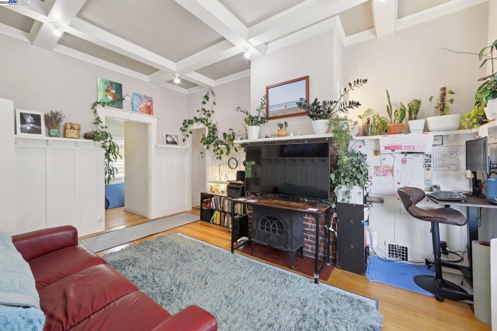 ALAMEDA - Residential Income