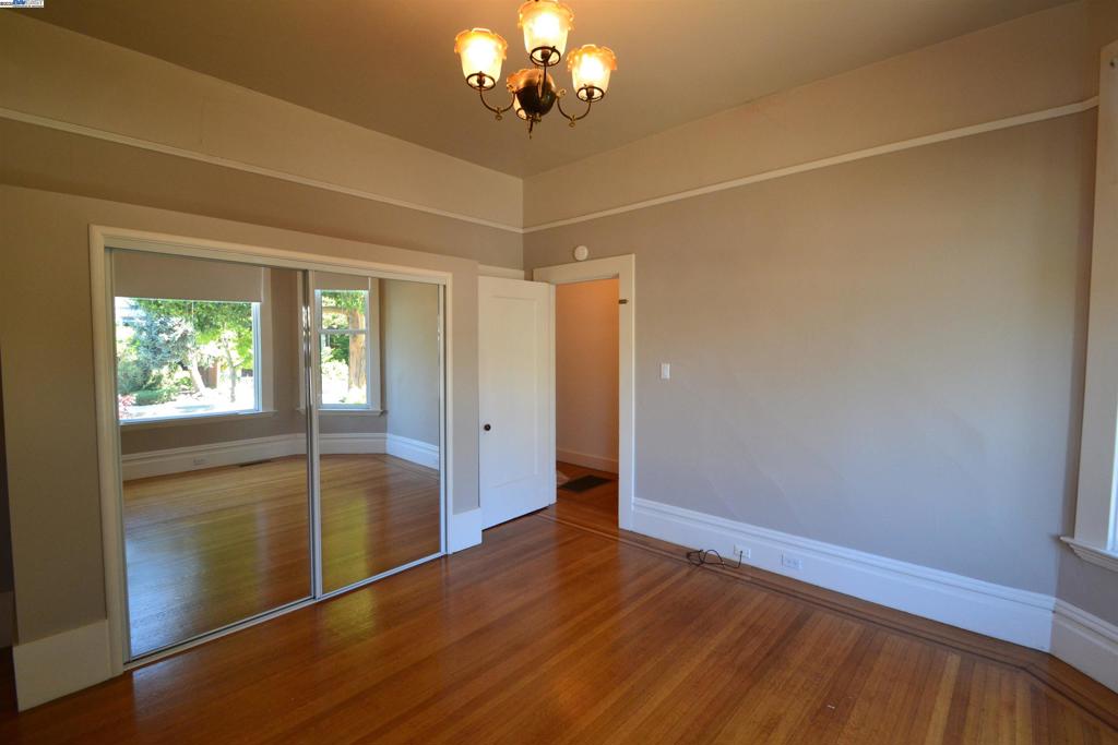 ALAMEDA - Residential Income