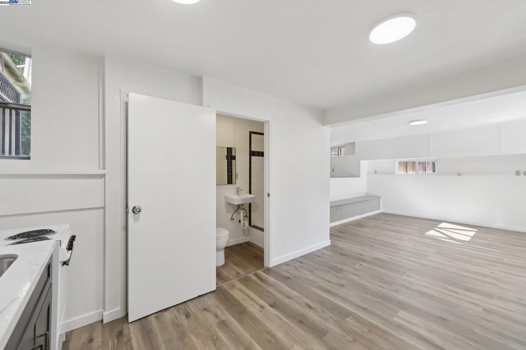 ALAMEDA - Residential Income