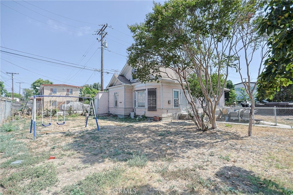 1331 W 19th
