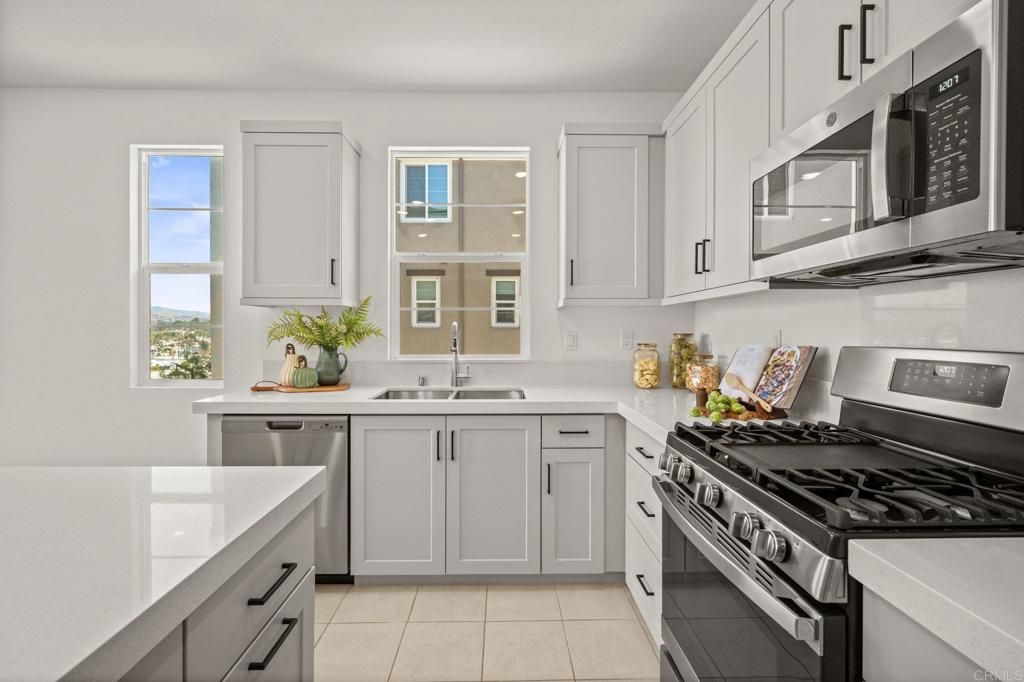 Photo of 1229 Sunrise Vw #104, San Marcos, CA 92078 (MLS # NDP2510329)