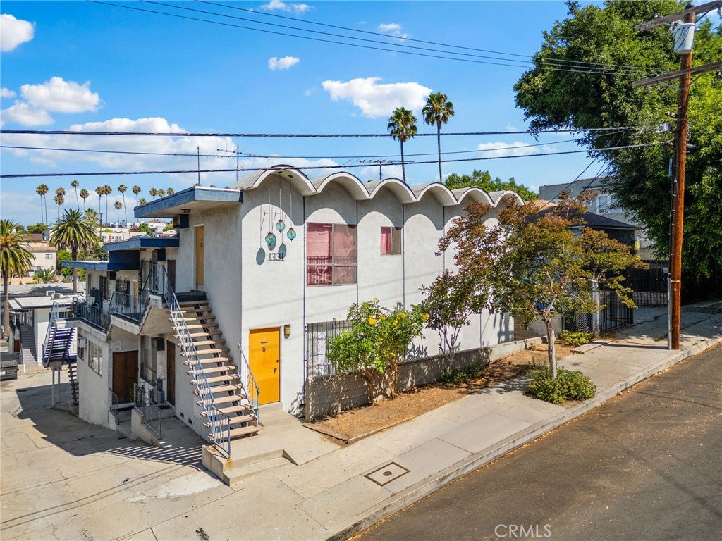 1331 Sutherland