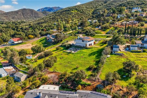 22424 Casa De Carol Ramona CA 92065