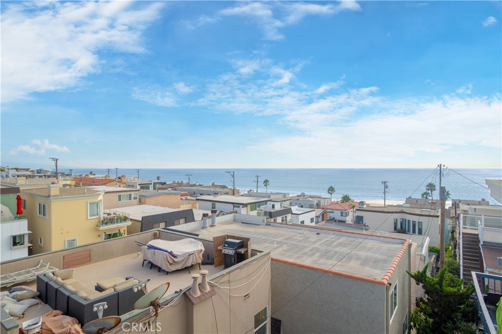 214 El Porto Street