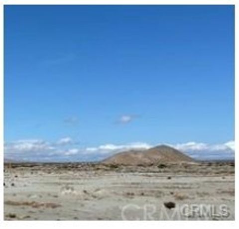 Photo of 0 E Avenue L, Lancaster, CA 93535 (MLS # HD26100005)