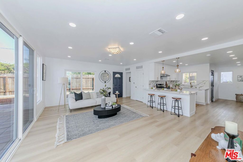 1832 Burnell Drive