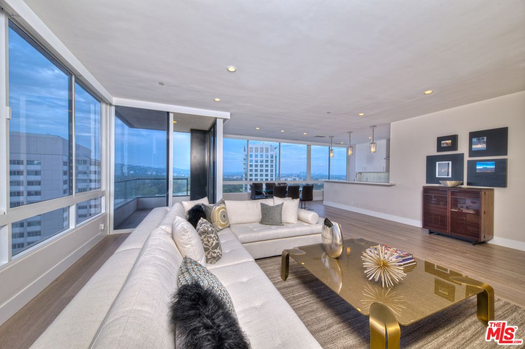 Photo of 10350 WILSHIRE Boulevard #1601, Los Angeles, CA 90024 (MLS # 23321293)