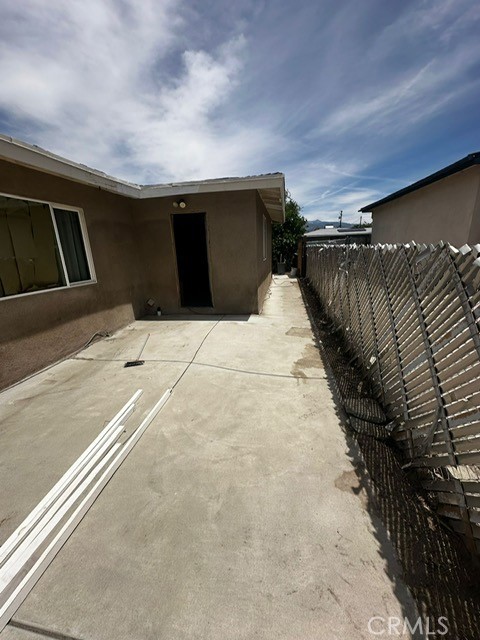 642 S Rosario Avenue