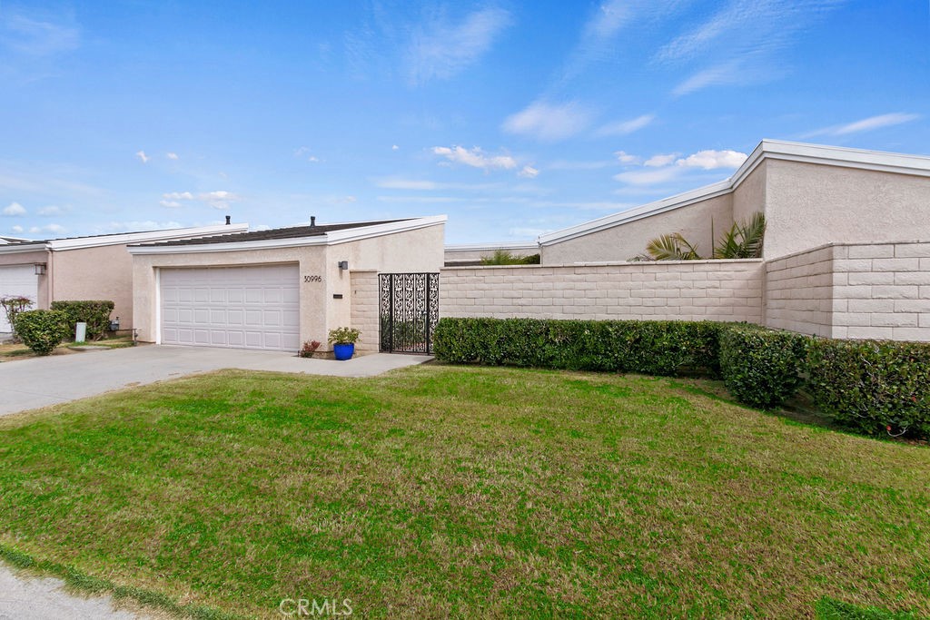 Monarch Summit I (MS1) - Residential Lease