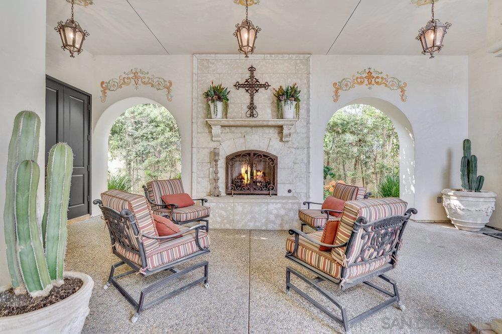 Rancho Santa Fe - Residential