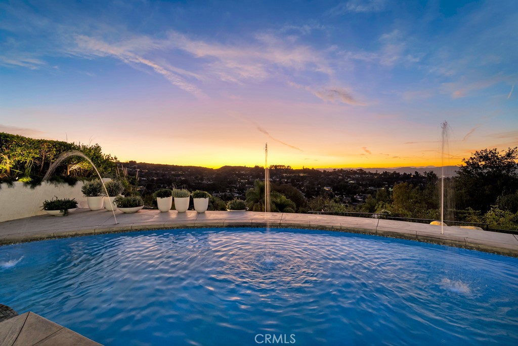 4015 Clarinda Drive