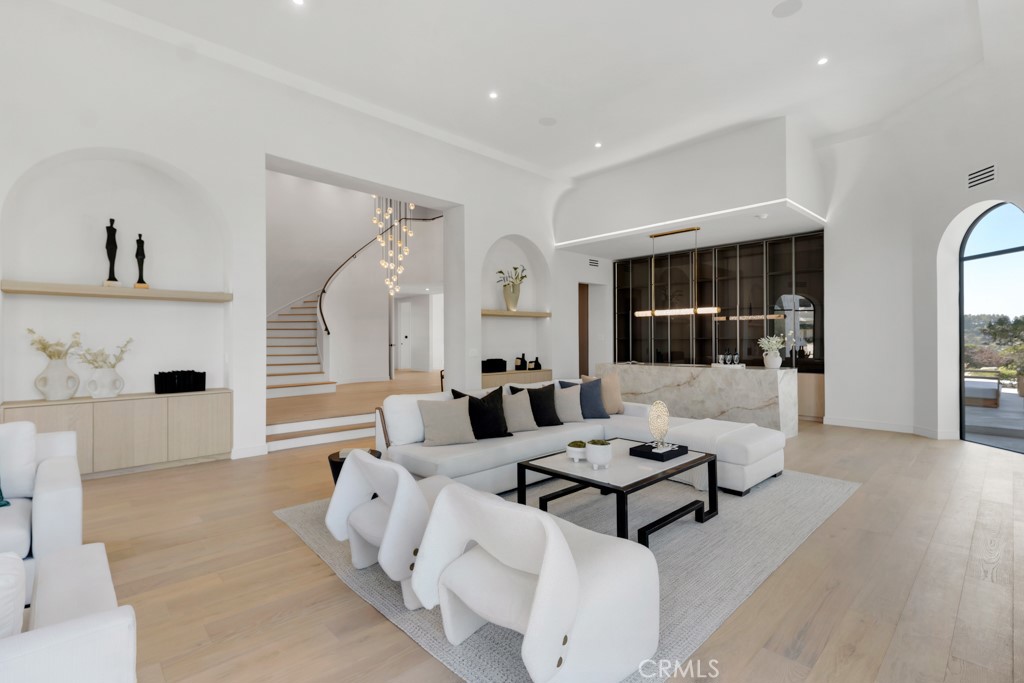 4015 Clarinda Drive