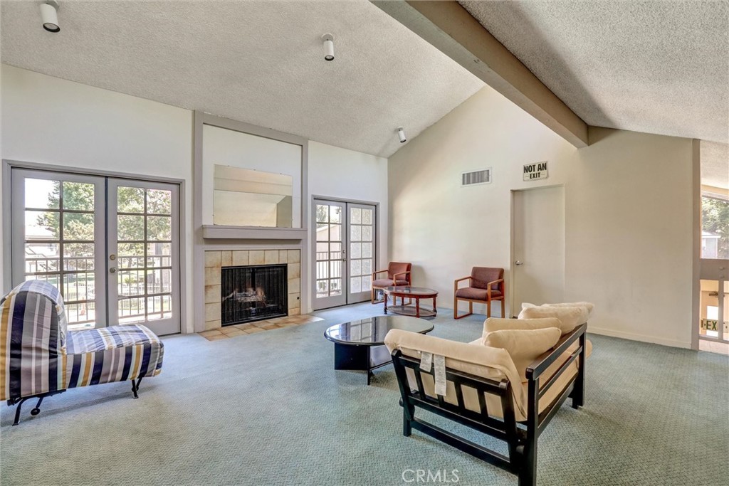 Lakeshore - Residential