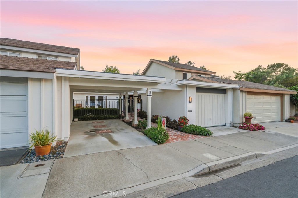 3 Whitewood