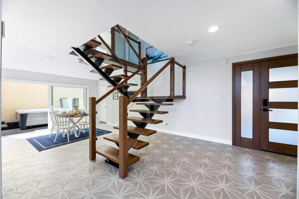 Mandalay Bay 2 - 190402 - Residential Lease